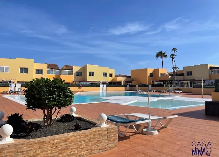 B-Rent Los Delfines Casa Nina